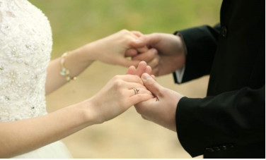 Điều kiện kết hôn với người nước ngoài.